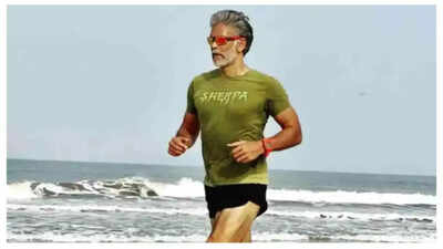 Milud Soman en 59 continúa regresando: su dieta simple y escampa y rutina de acondicionamiento físico
