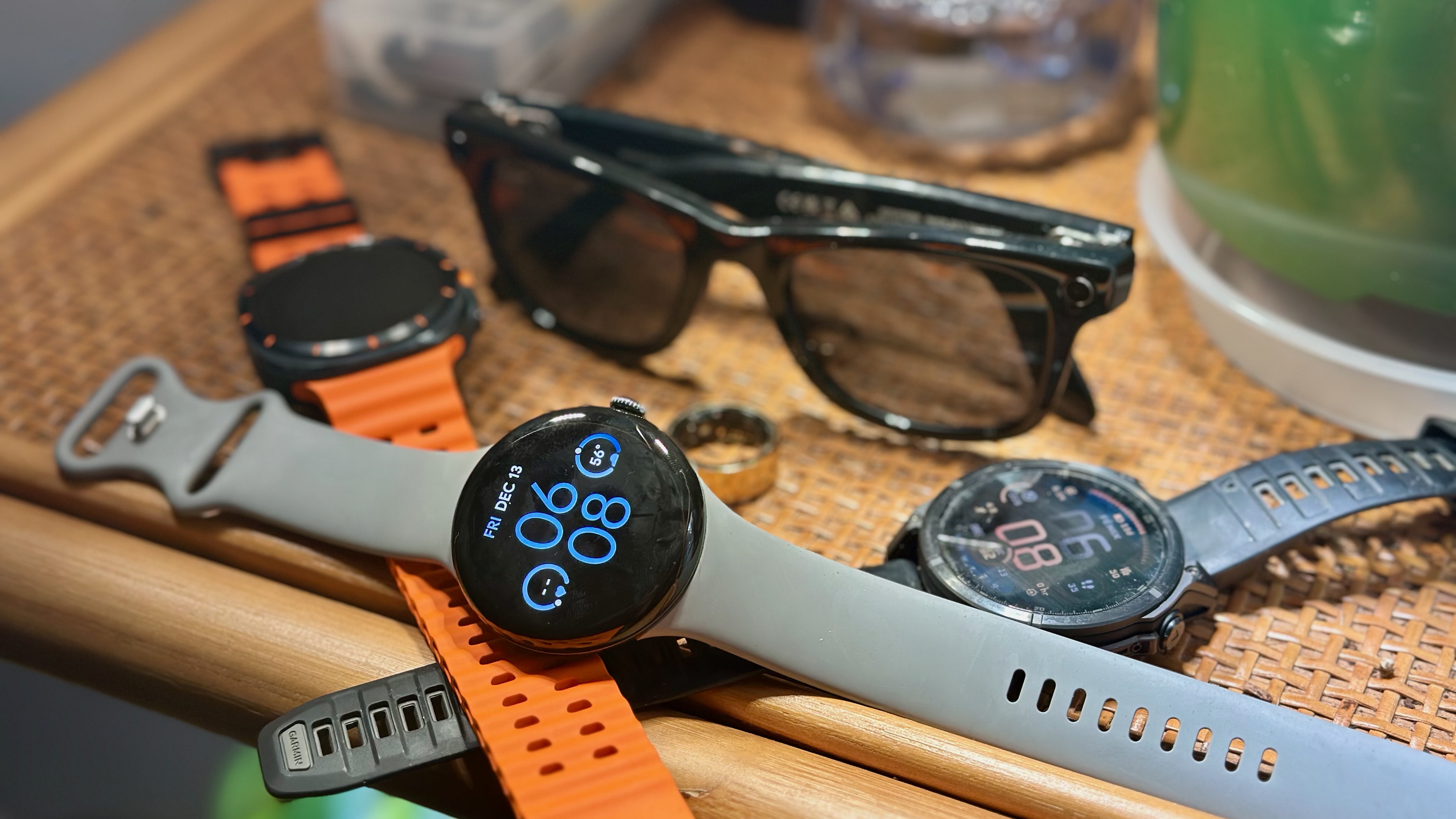 Google Pixel Watch 3, Garmin Fenix 8, Galaxy Watch Ultra, Ultrahuman Ring Air y Ray-Ban Meta Smart Glasses