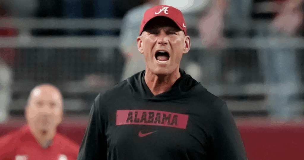 Entrenador de Alabama Kalen Deboer