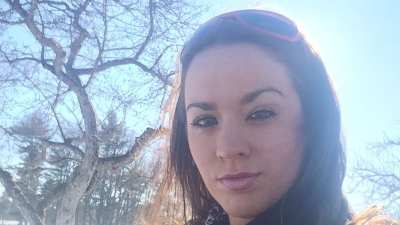 La muerte de la influencer del fitness Hayley McNeff a los 37 años fue 'inesperada'