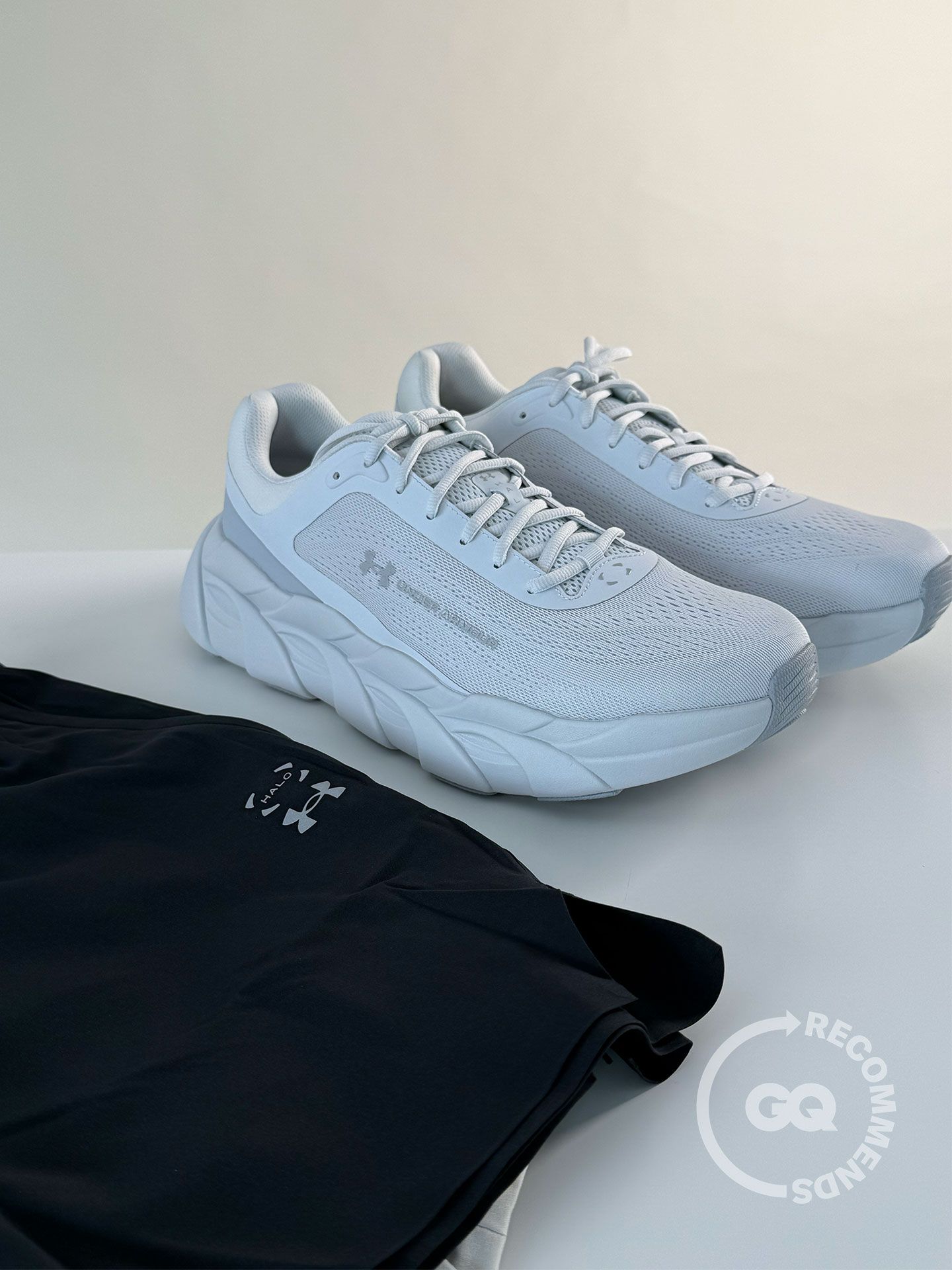 El equipo de GQ prueba equipos de gimnasia de Under Armour.