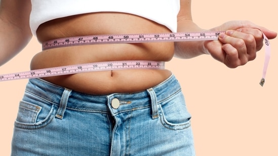 La nutricionista Natalie Castellan enfatiza las comidas sencillas y la hidratación para una pérdida de peso eficaz. (Persiana)