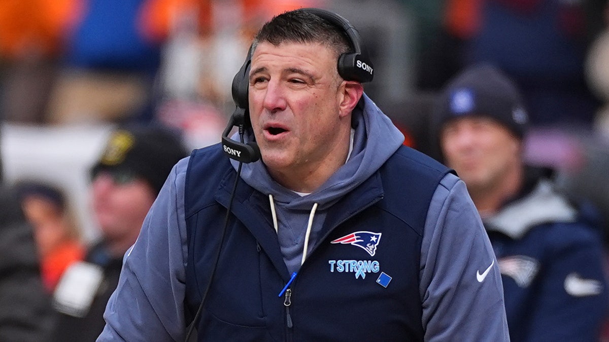 Mike Vrabel al margen