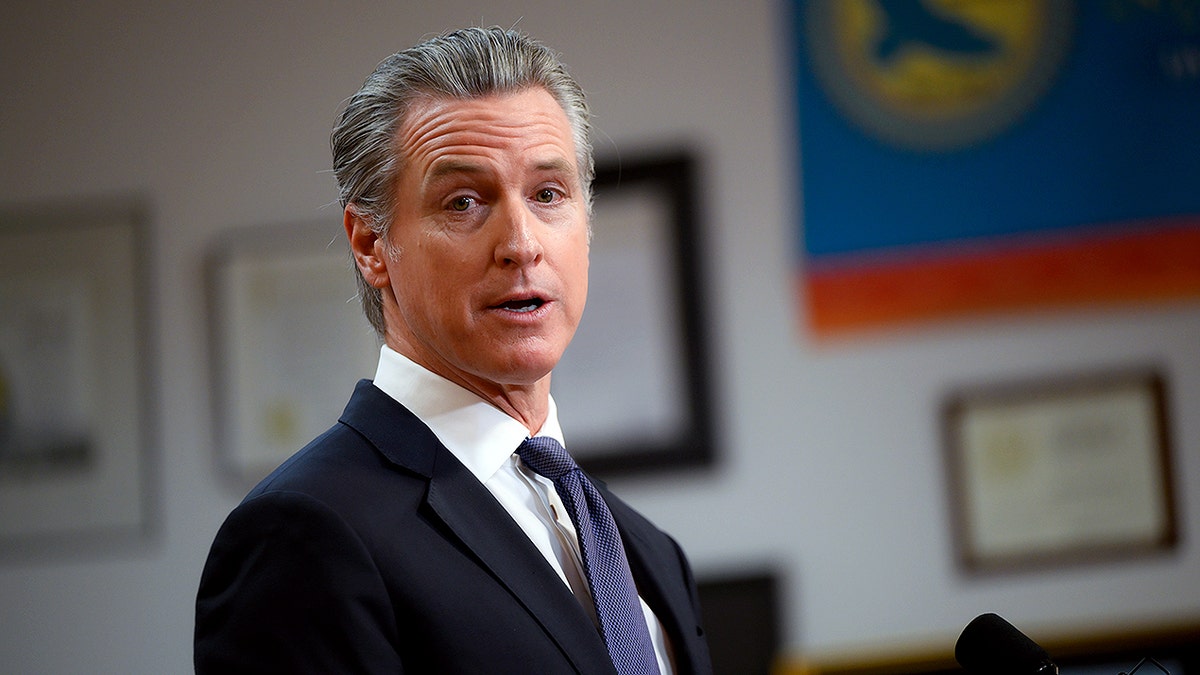 Gavin Newsom parece continuar con una posible campaña para presidente