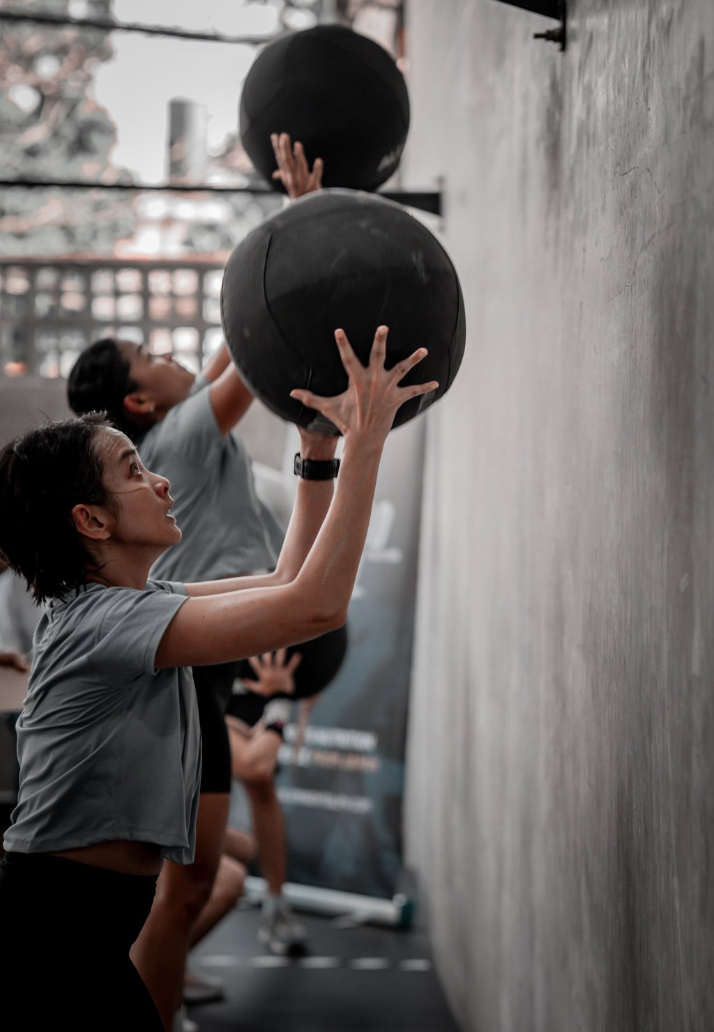 Ejercicio con pelotas de pared. Foto de : Gayatri Bhaumik